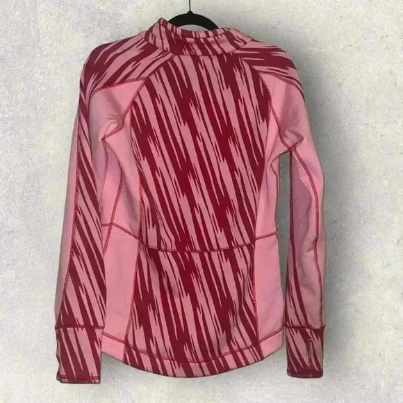 Avalanche pullover‎ size medium - Picture 2 of 4